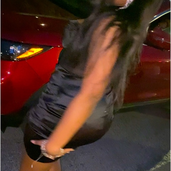 Designer black silk dress - Picture 1 of 3